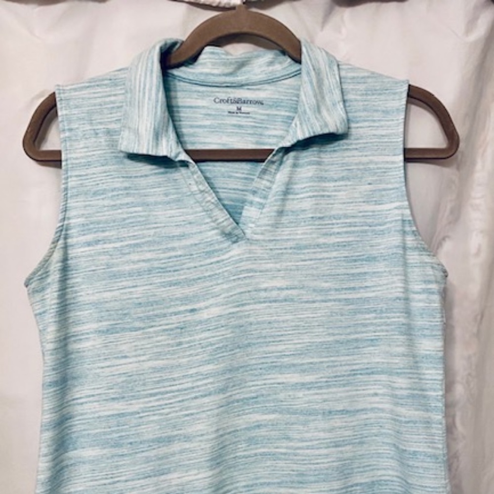 Croft & Barrow Collar sleeveless shirt - M